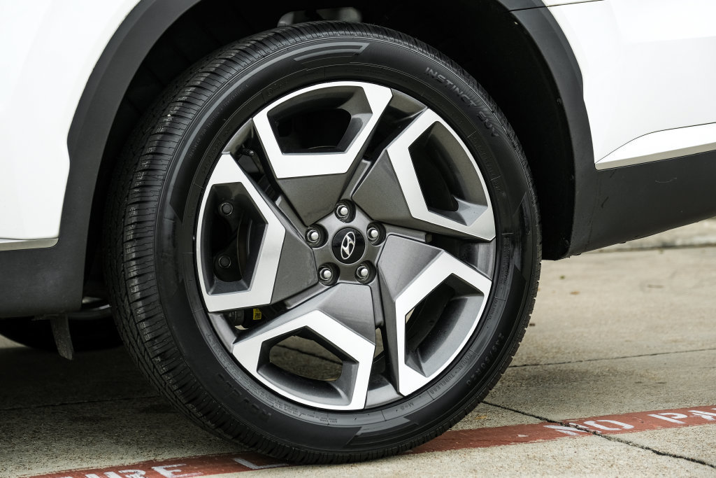 Used 2023 Hyundai Palisade Limited AWD/4WD image 74