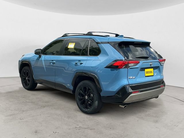 Used 2024 Toyota RAV4 SE w/ Convenience Package AWD/4WD image 3