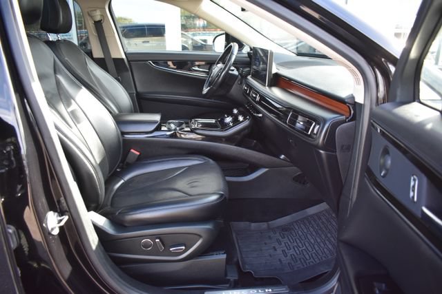 Used 2022 Lincoln Nautilus Reserve w/ Monochromatic Package AWD/4WD image 49