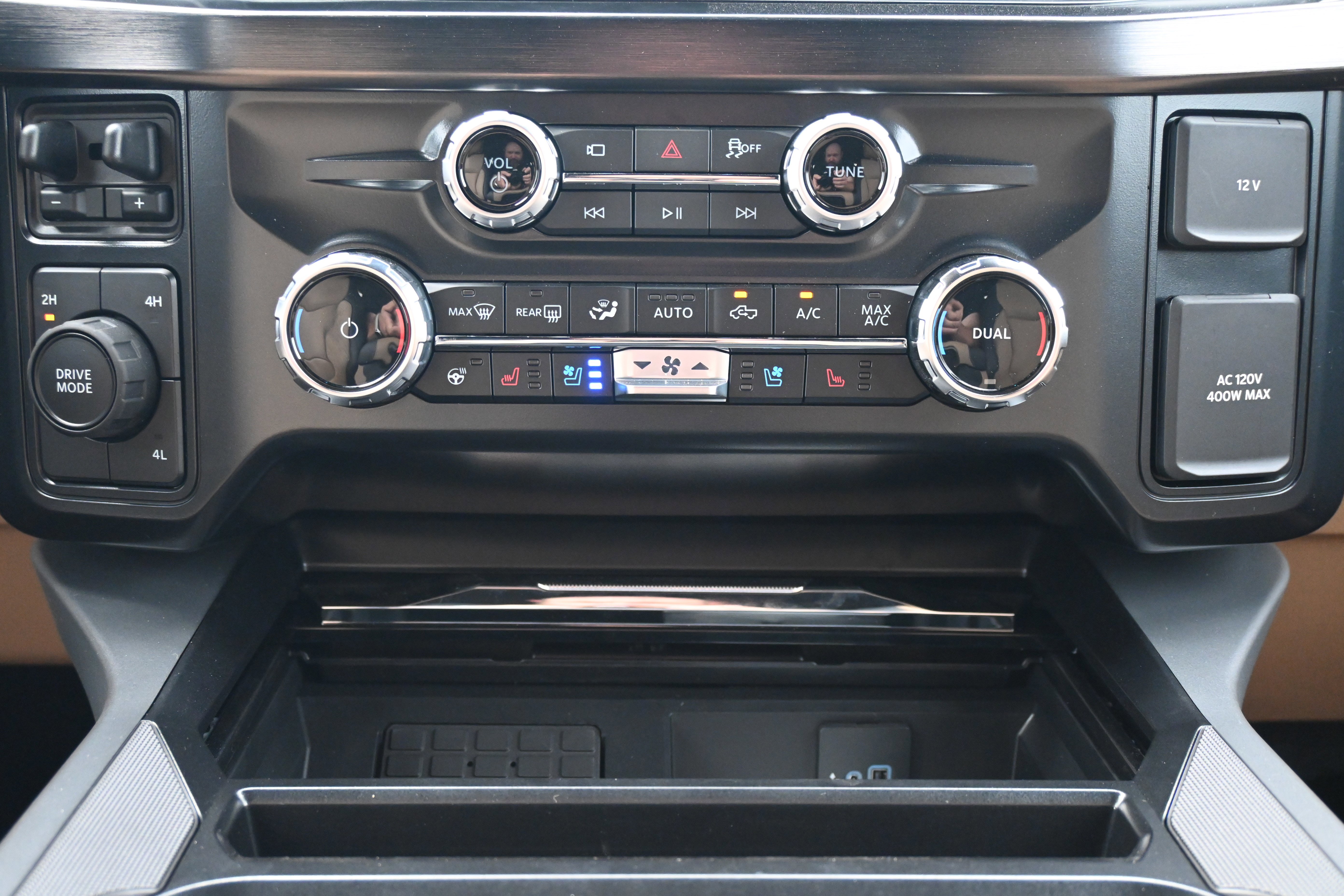 Used 2026 Ford F450 Lariat image 32