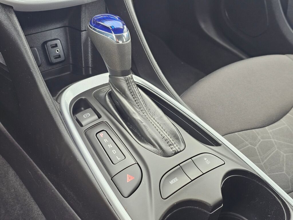 Used 2018 Chevrolet Volt LT FWD image 17