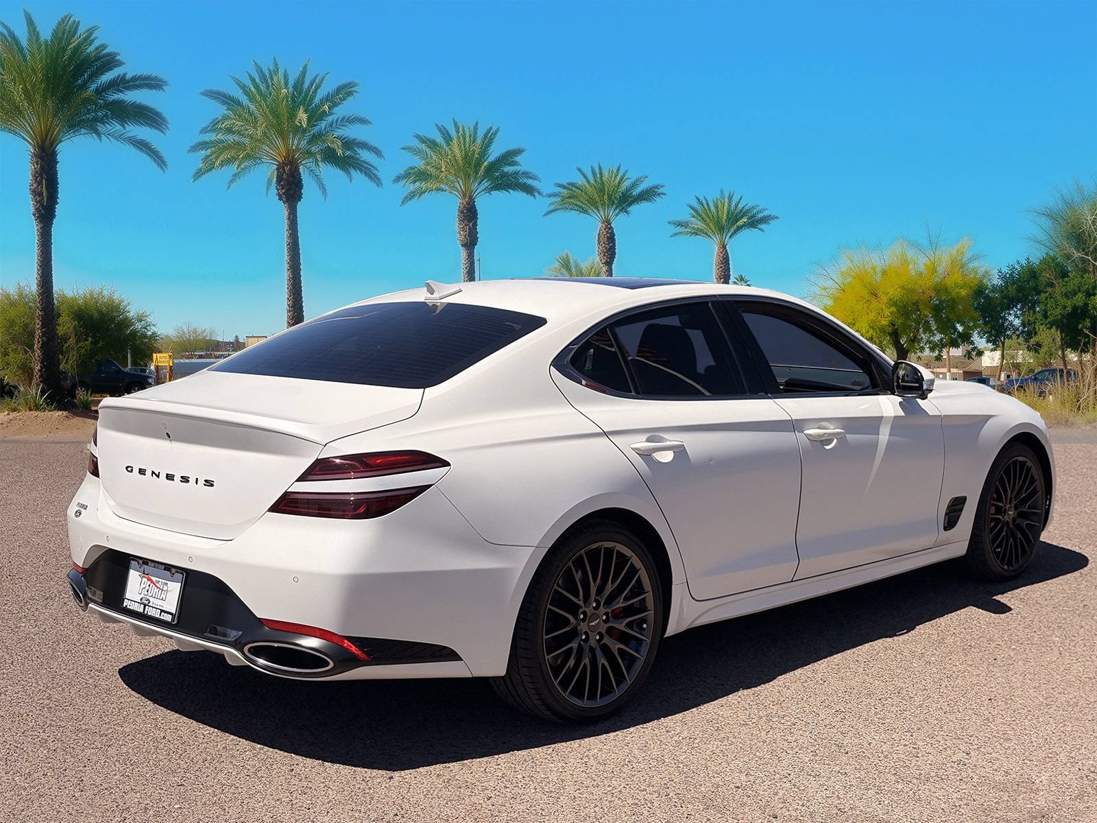 Used 2022 Genesis G70 3.3T Launch Edition RWD image 5