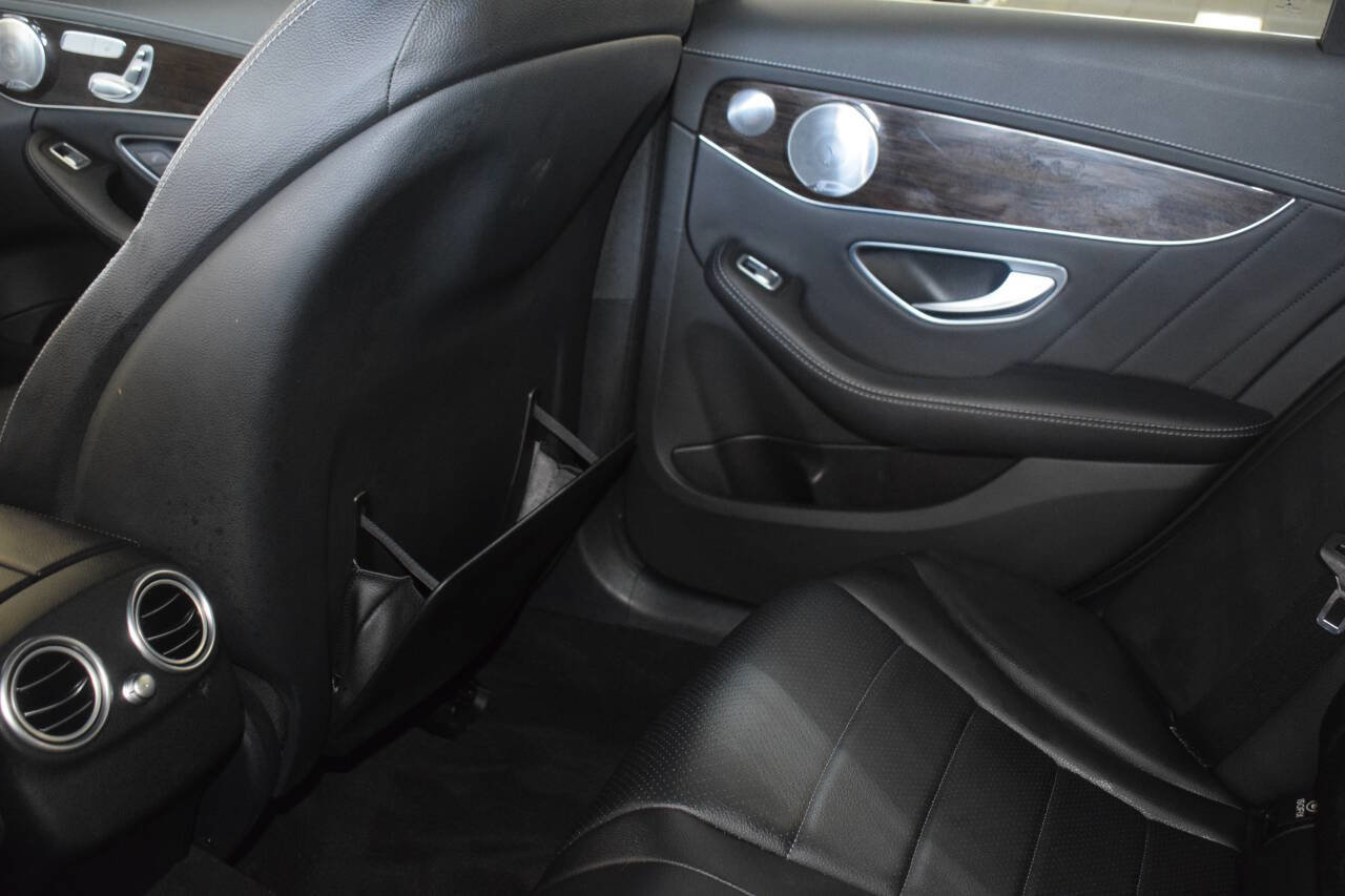 Used 2015 Mercedes-Benz C 300 Sedan image 39