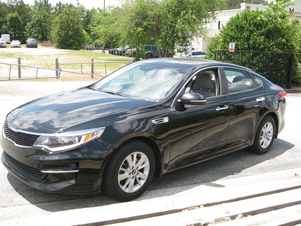 Used 2016 Kia Optima LX FWD image 3
