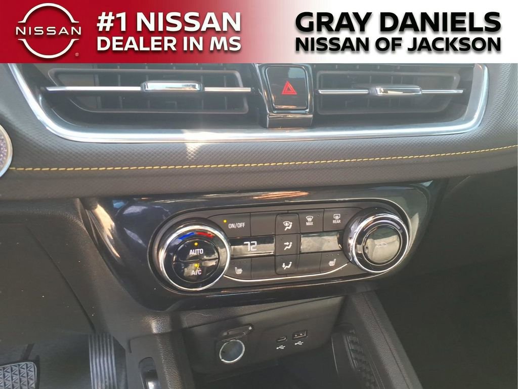 Used 2024 Chevrolet TrailBlazer ACTIV w/ Convenience Package image 18