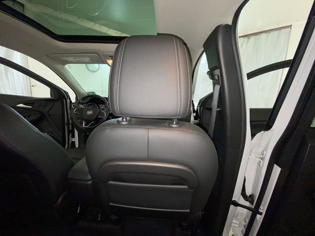 Used 2023 Buick Encore GX Essence w/ Experience Buick Package FWD image 36