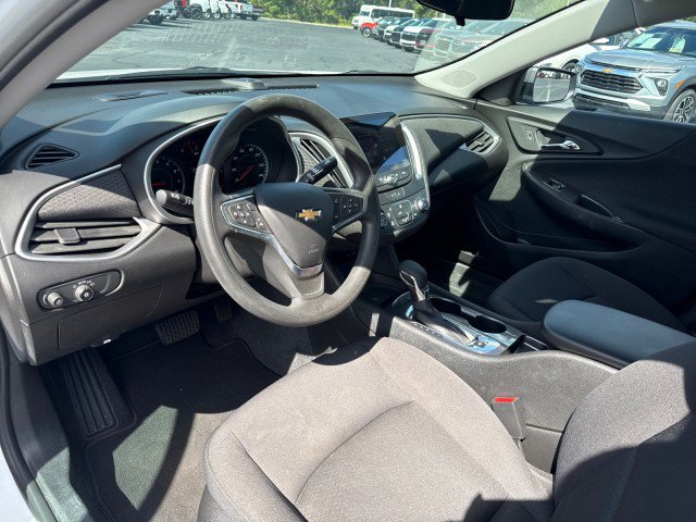 Used 2023 Chevrolet Malibu LS FWD image 16