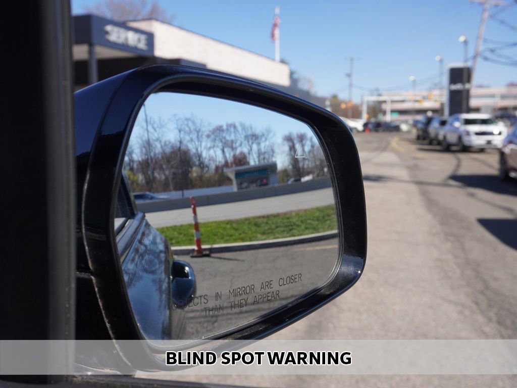 Used 2023 Kia Sorento S w/ Panoramic Sunroof Package image 6