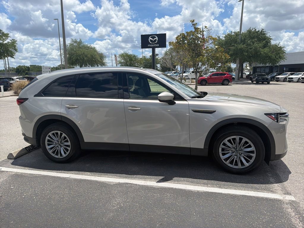 Certified 2024 MAZDA CX-90 3.3 Turbo w/ Preferred Plus AWD/4WD image 4