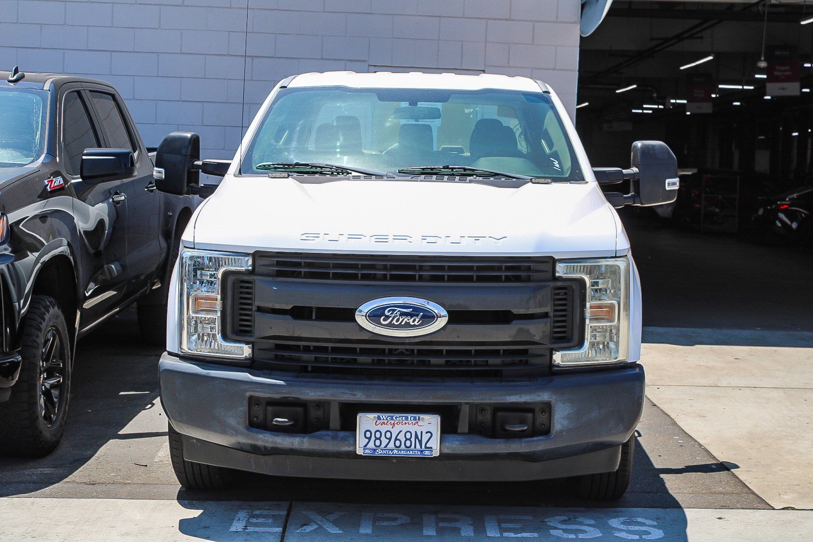 Used 2018 Ford F250 XL w/ Power Equipment Group RWD image 2