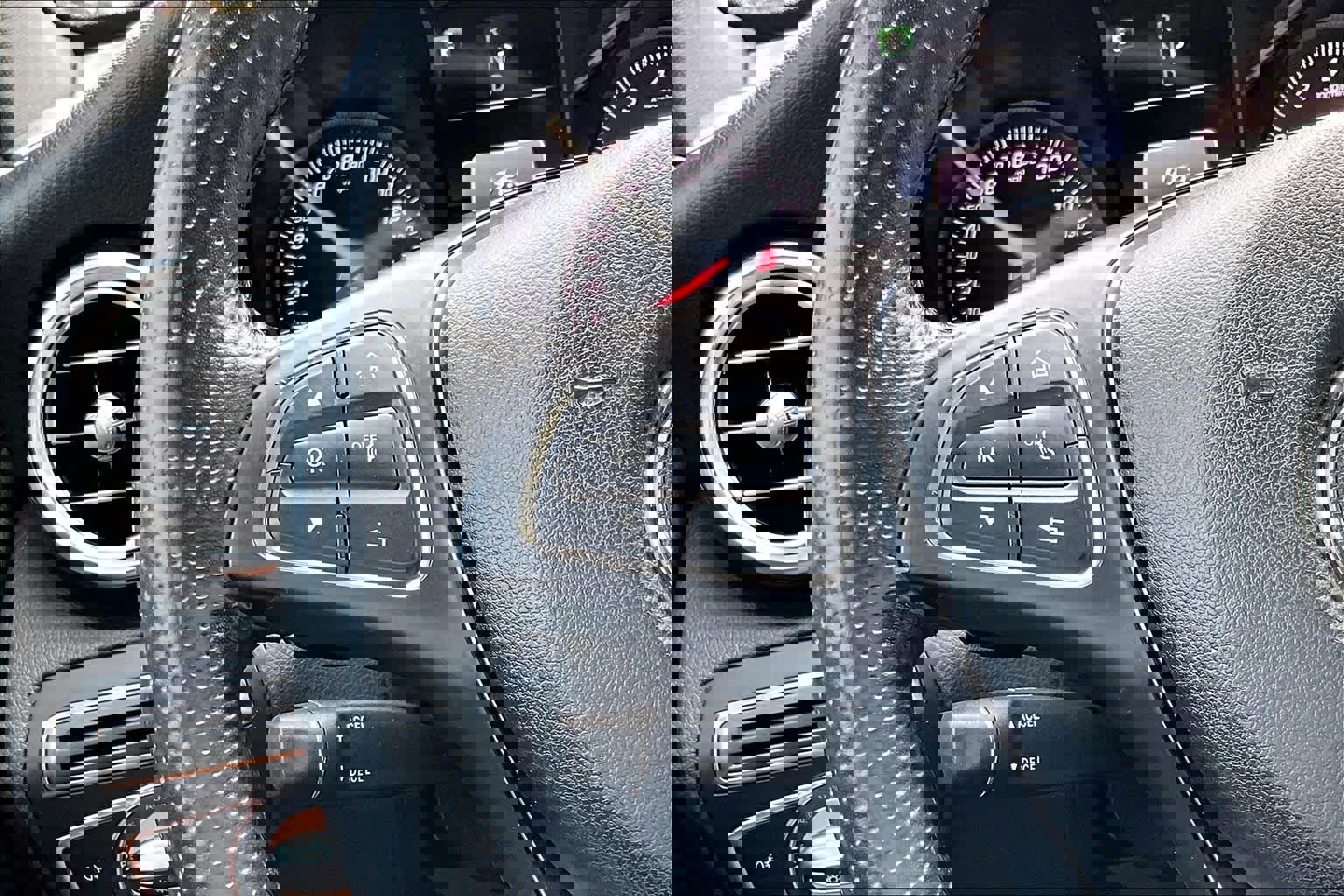 Used 2018 Mercedes-Benz GLC 300 4MATIC Coupe image 24