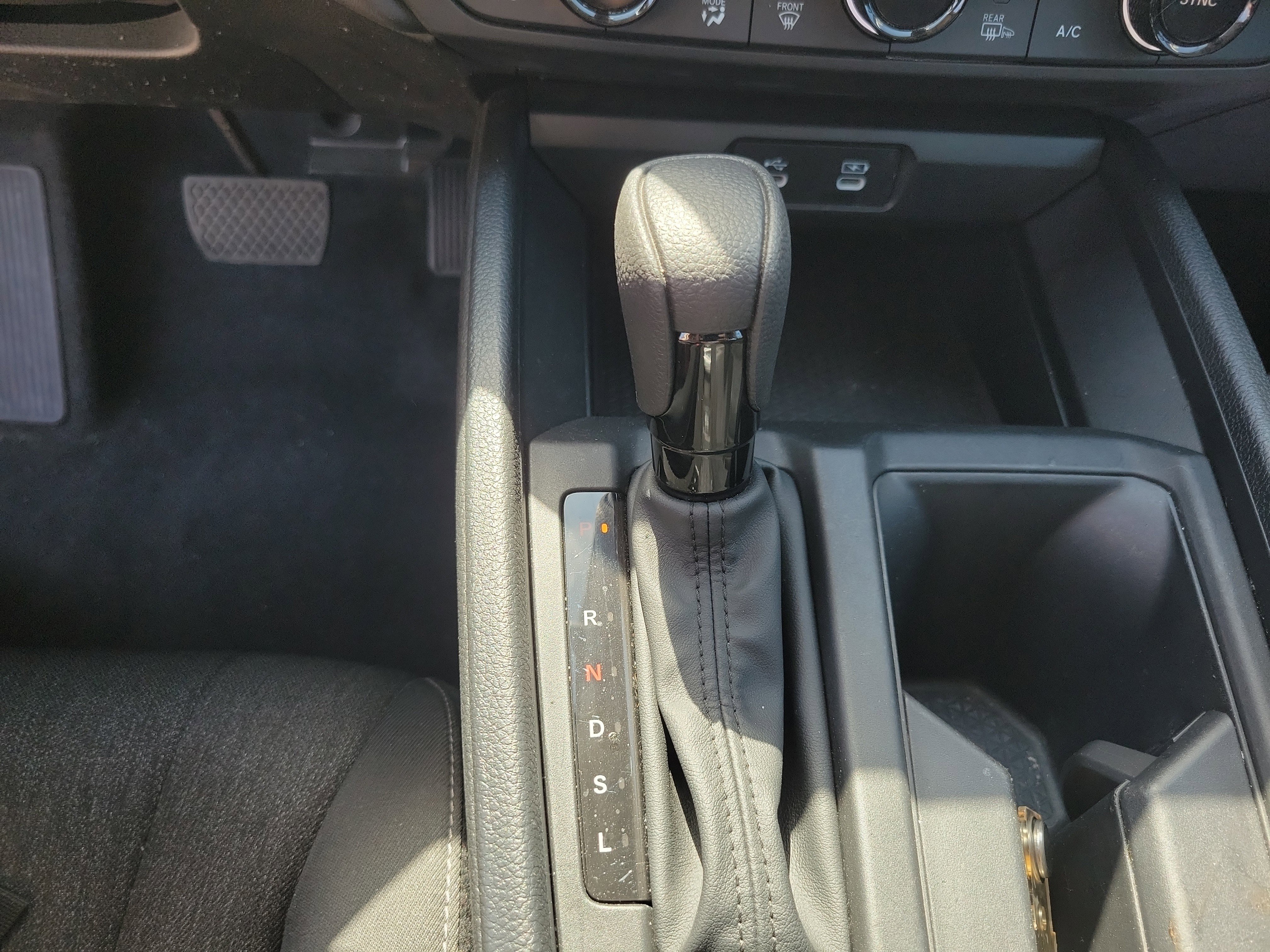 Used 2025 Honda Accord SE image 26