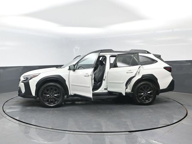 Used 2024 Subaru Outback Onyx Edition AWD/4WD image 28