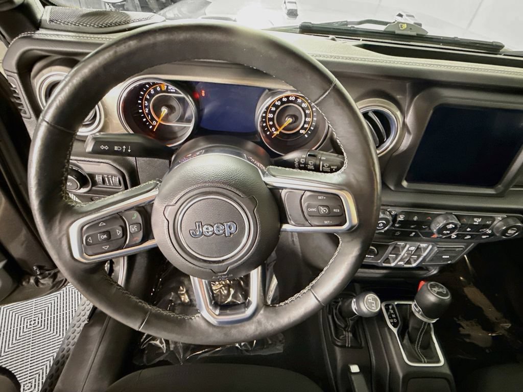 Used 2018 Jeep Wrangler Unlimited Sahara AWD/4WD image 20