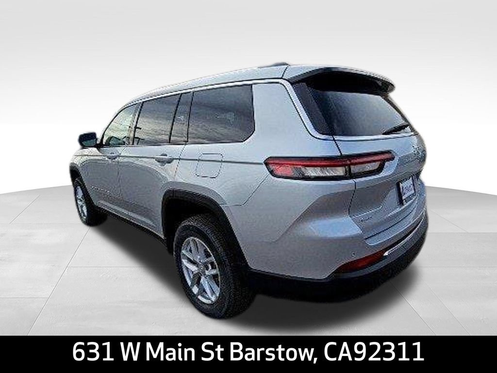 New 2024 Jeep Grand Cherokee L Laredo AWD/4WD image 7