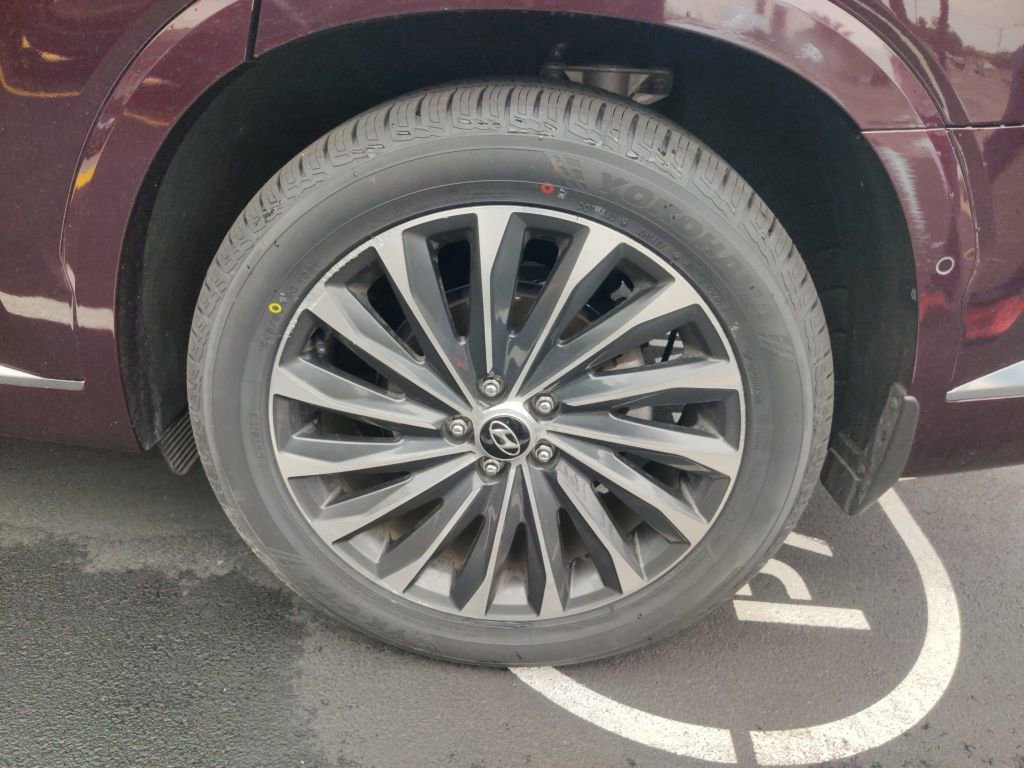Used 2023 Hyundai Palisade Calligraphy image 8