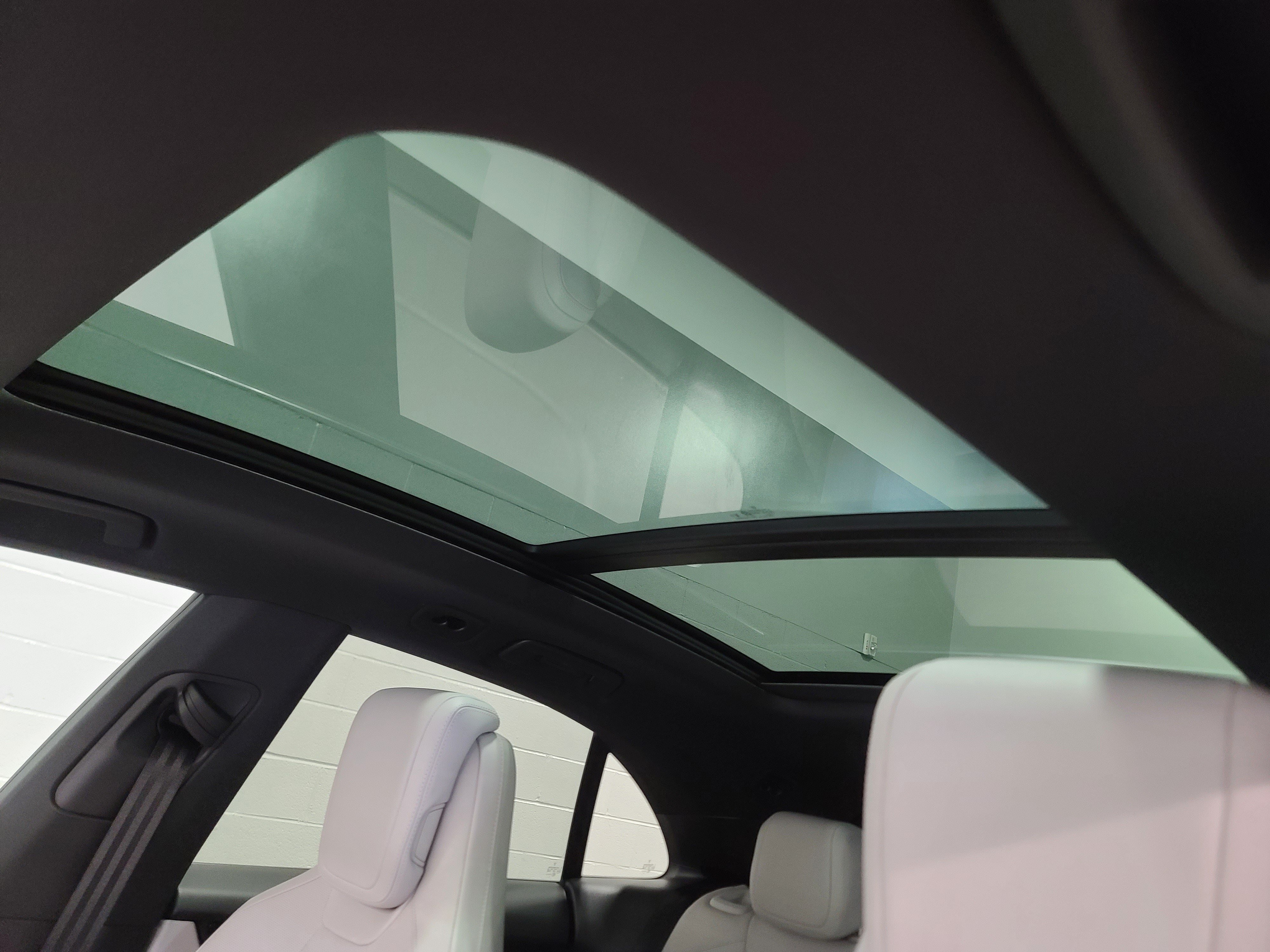 New 2026 Porsche Macan Electric RWD image 25