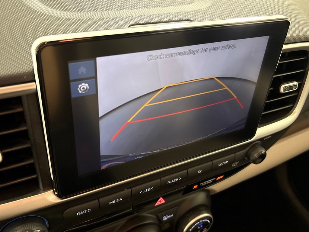 Used 2025 Hyundai Venue SEL FWD image 33