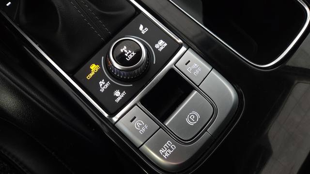 Used 2022 Kia Telluride LX AWD/4WD image 46