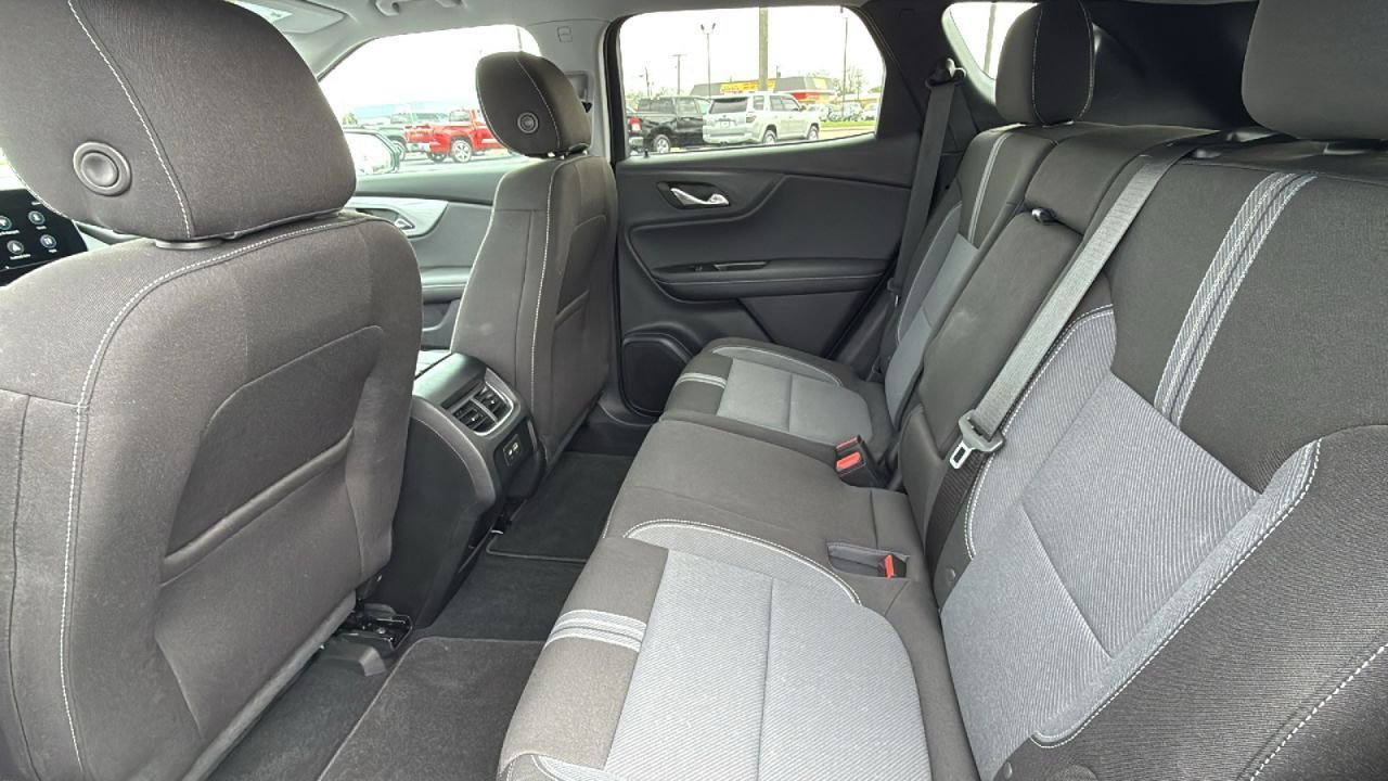 Used 2023 Chevrolet Blazer LT w/ Driver Confidence Package image 32