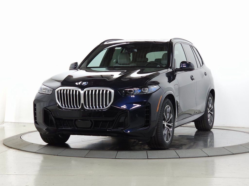 New 2026 BMW X5 xDrive50e AWD/4WD image 3