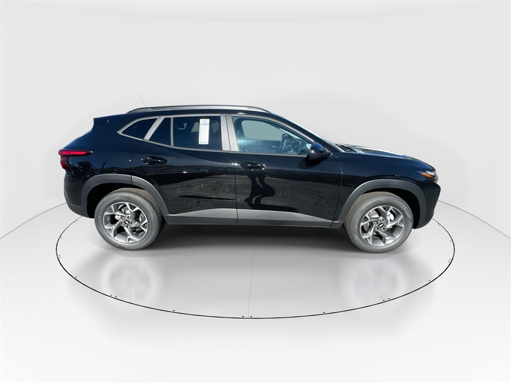 New 2026 Chevrolet Trax LT image 9