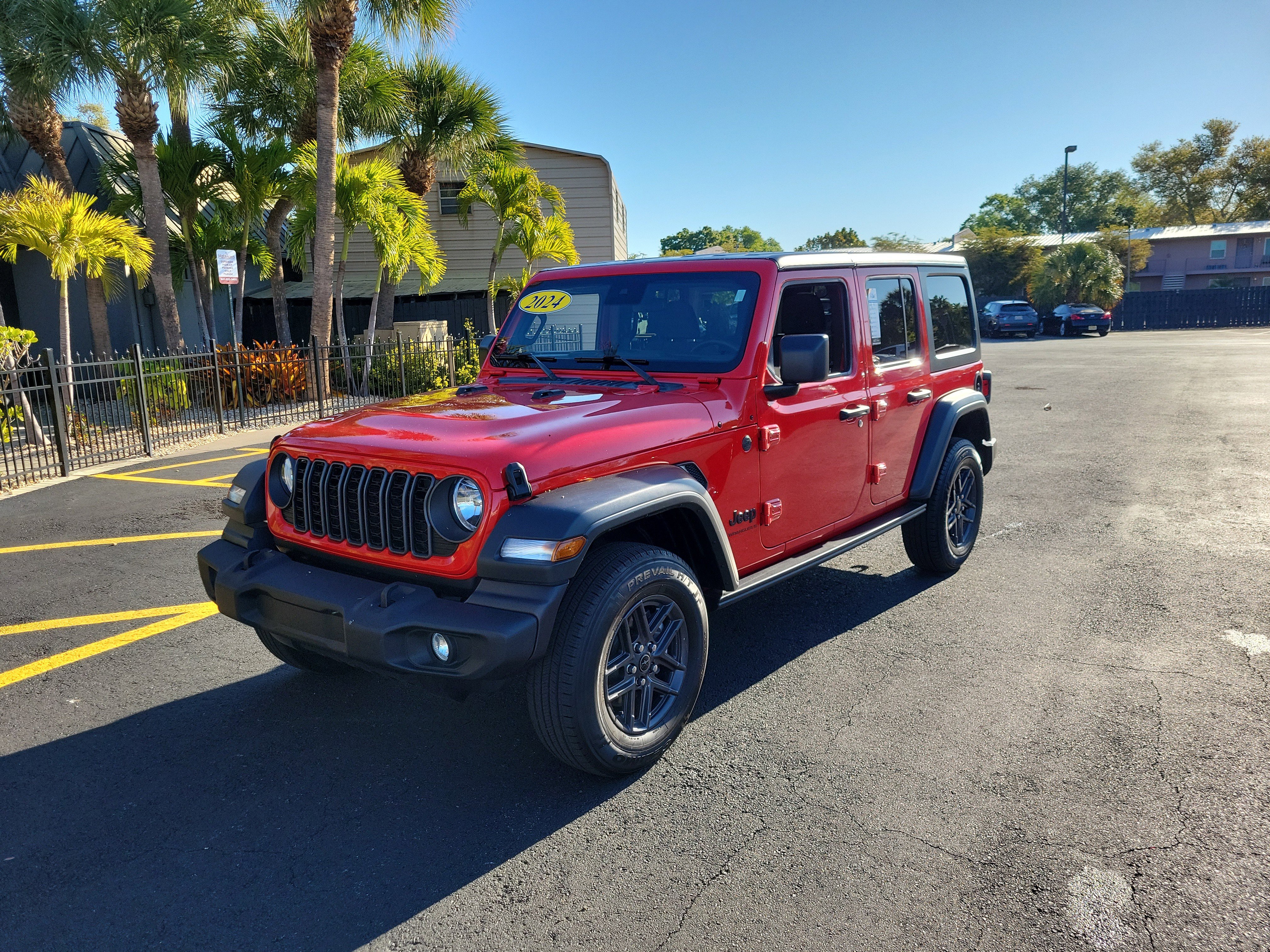 Used 2024 Jeep Wrangler Sport S image 9