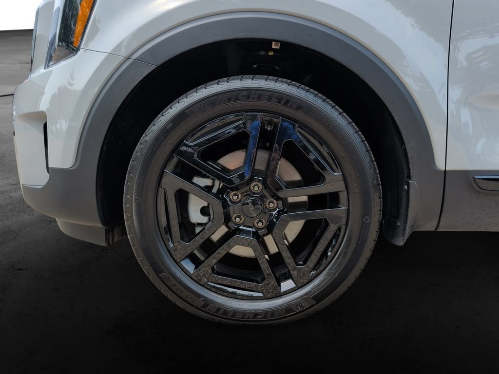 Used 2025 Kia Telluride SX X-Line AWD/4WD image 9