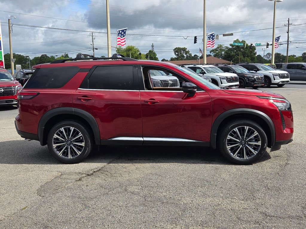New 2026 Nissan Pathfinder Platinum FWD image 13