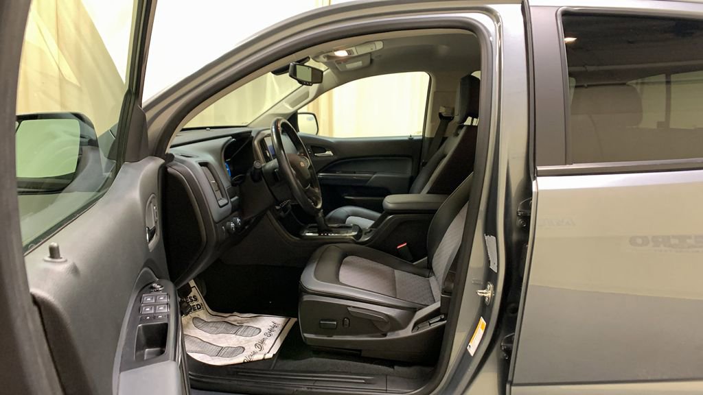 Used 2022 Chevrolet Colorado Z71 image 30