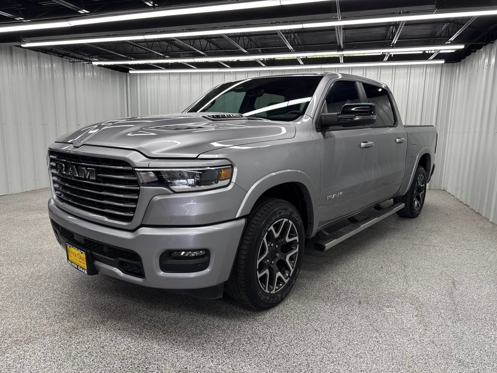 Used 2025 RAM 1500 Laramie w/ Sport Appearance Package AWD/4WD image 3
