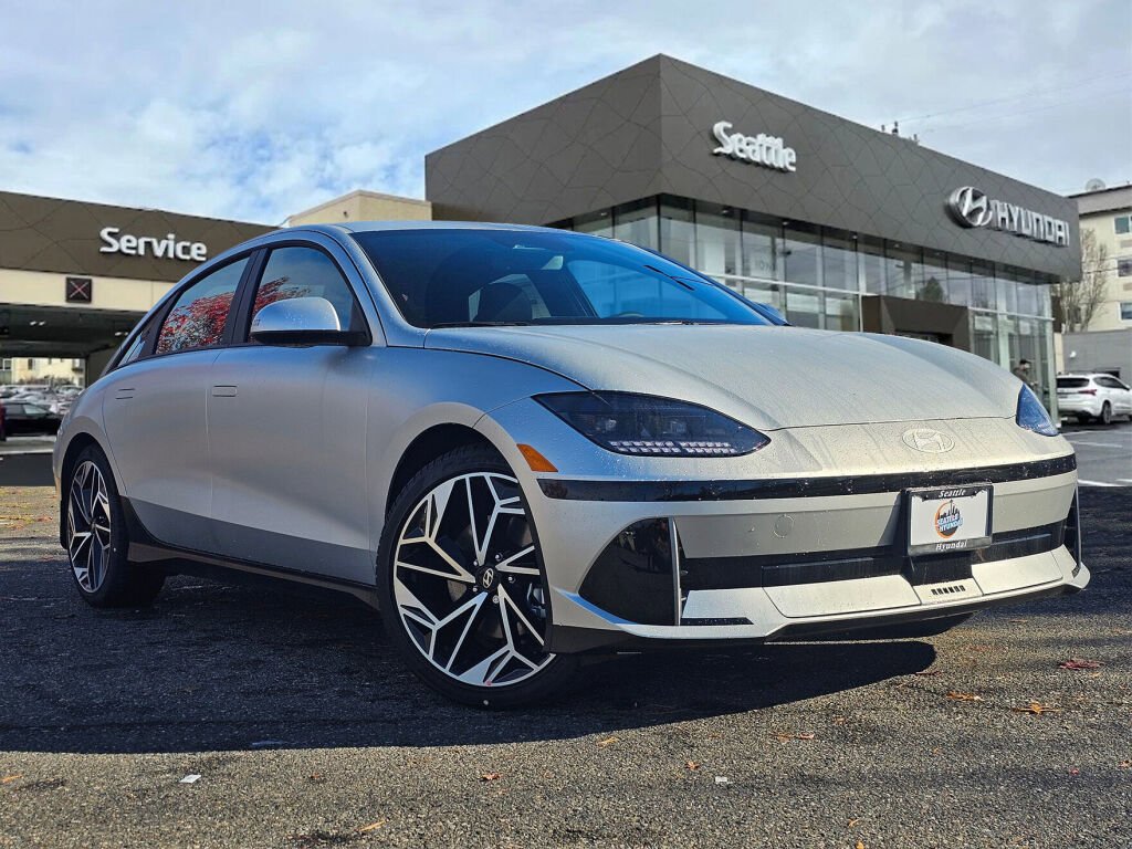 New 2025 Hyundai Ioniq 6 SEL