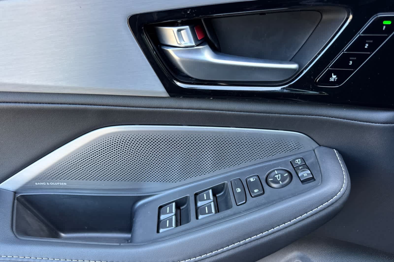 New 2026 Acura MDX w/ Technology Package AWD/4WD image 9