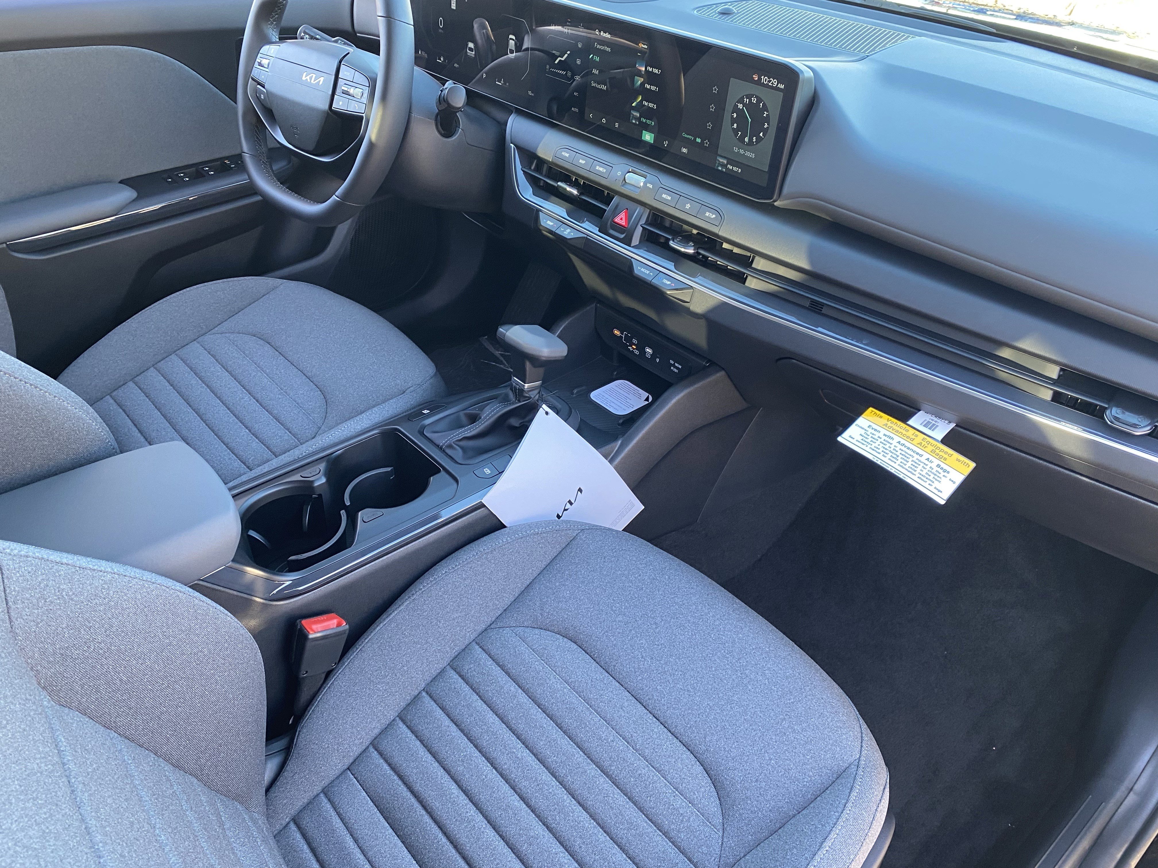 New 2025 Kia K4 EX image 10