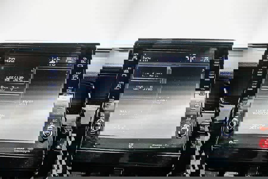 Used 2023 Toyota Camry XSE image 14