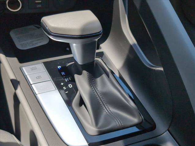 New 2026 Hyundai Elantra Sport FWD image 15