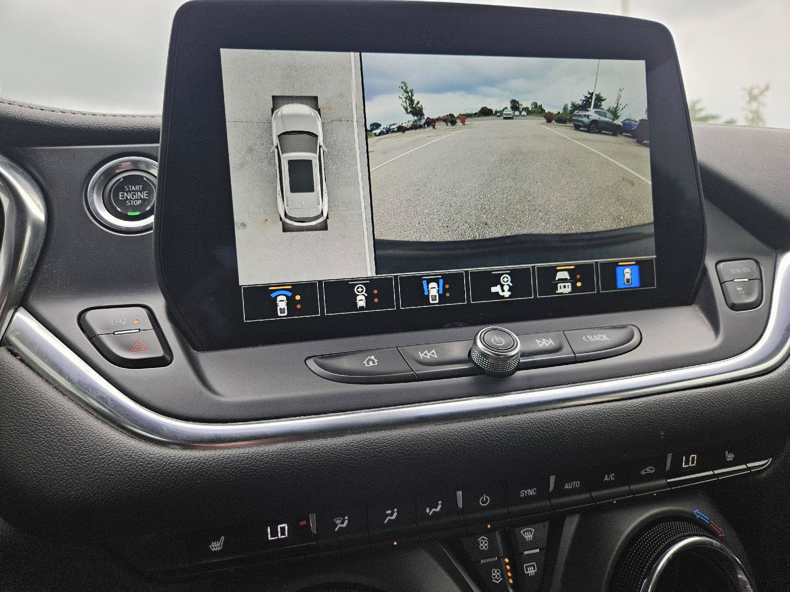 Used 2023 Chevrolet Blazer LT FWD image 14