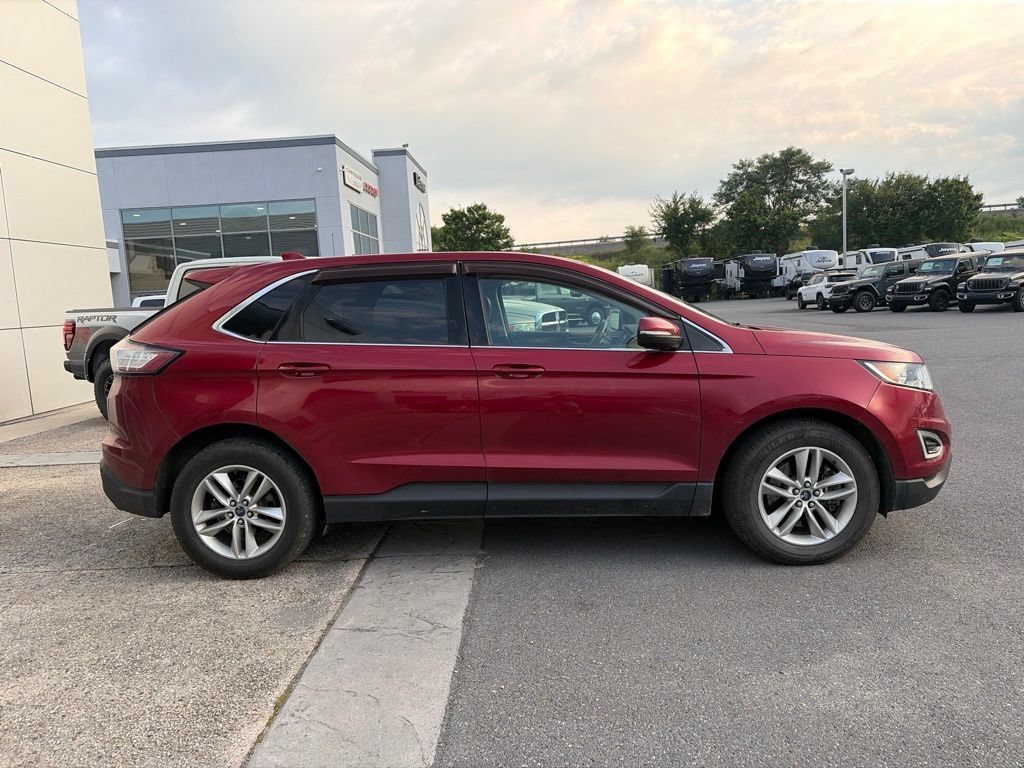 Used 2017 Ford Edge SEL w/ Equipment Group 201A AWD/4WD image 4