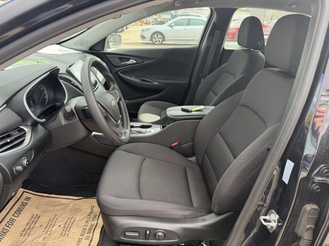 Used 2023 Chevrolet Malibu LT image 9