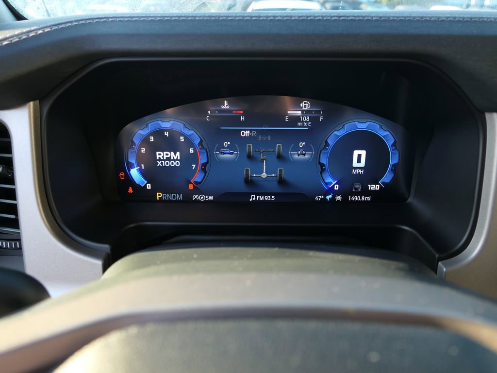 Used 2025 Ford Bronco Outer Banks image 17