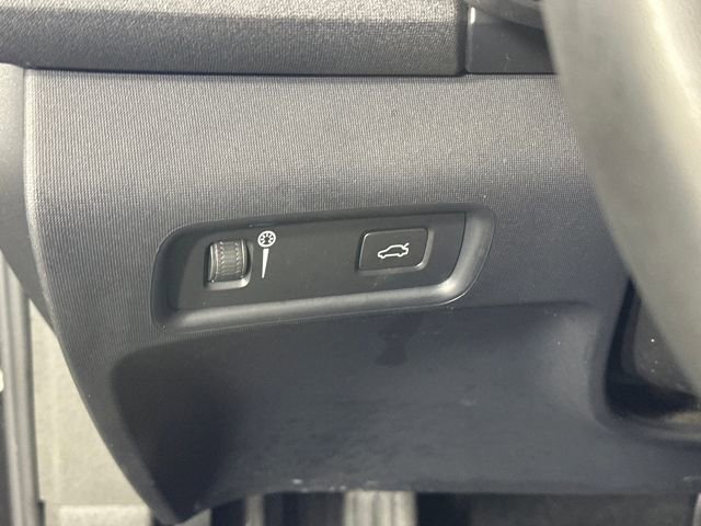 Used 2022 Polestar Polestar 2 w/ Plus Package image 18