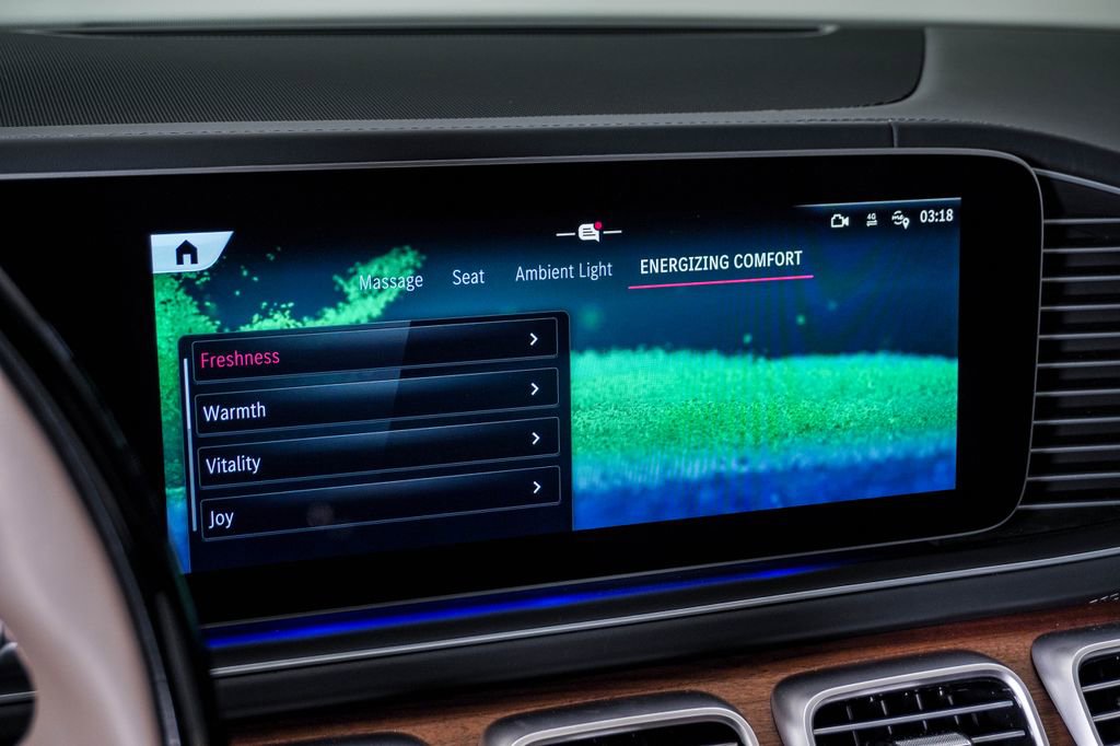 Used 2026 Mercedes-Benz Maybach GLS 600 4MATIC image 35