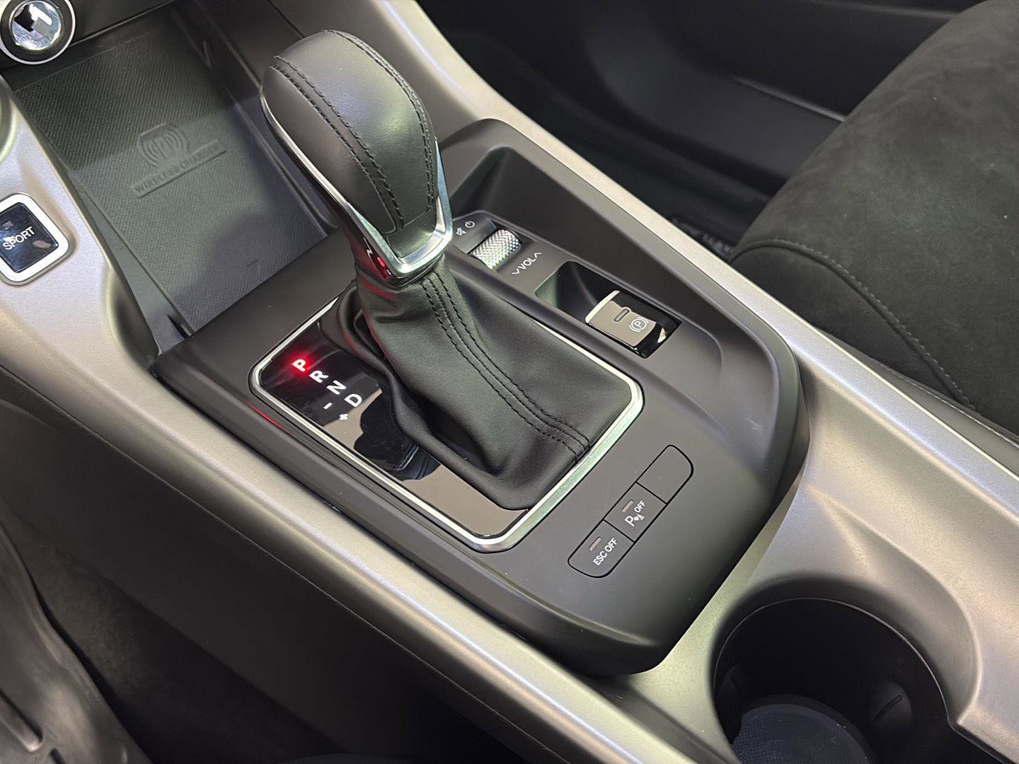 Used 2024 Dodge Hornet R/T Plus image 36
