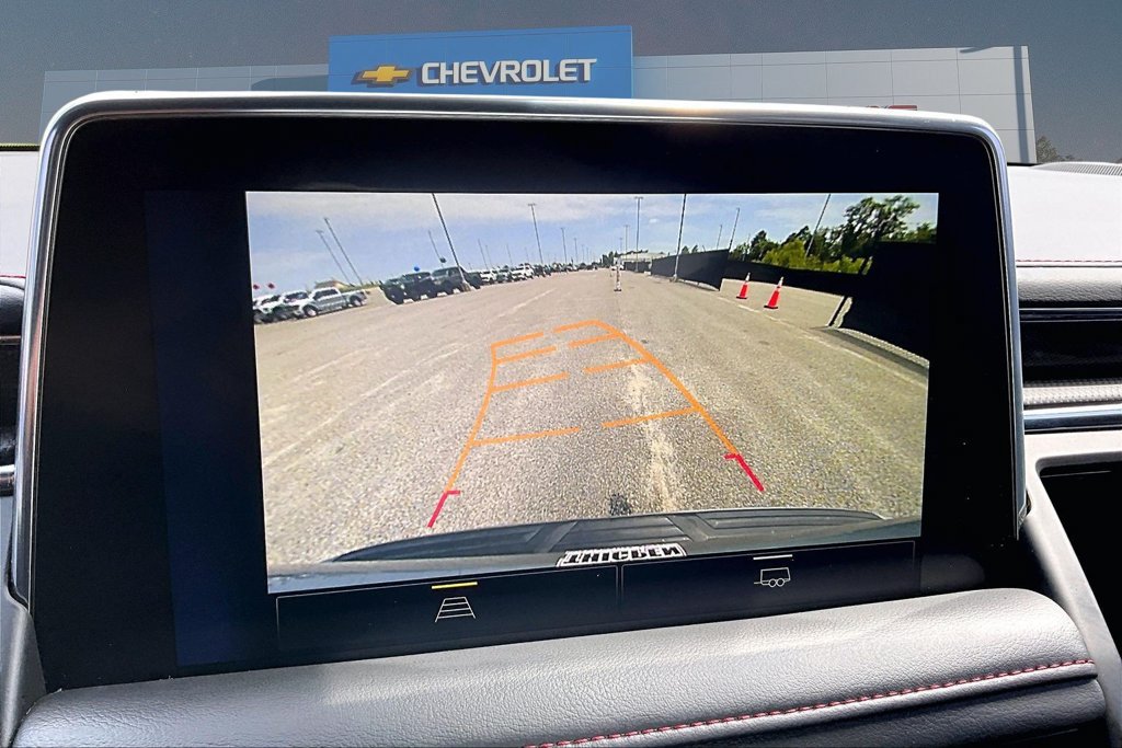 Used 2023 Chevrolet Tahoe RST AWD/4WD image 15
