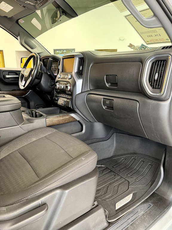 Used 2020 GMC Sierra 1500 Elevation w/ Elevation Value Package image 12