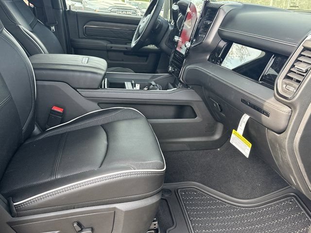 New 2026 RAM 3500 Limited AWD/4WD image 14