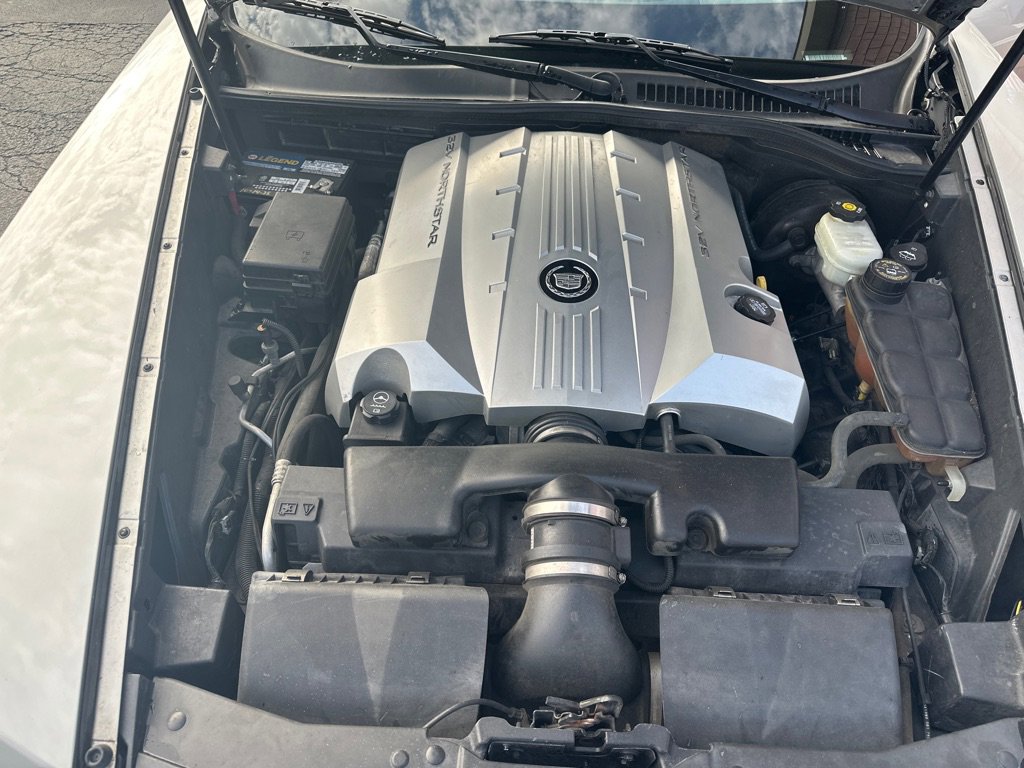 Used 2004 Cadillac XLR image 21