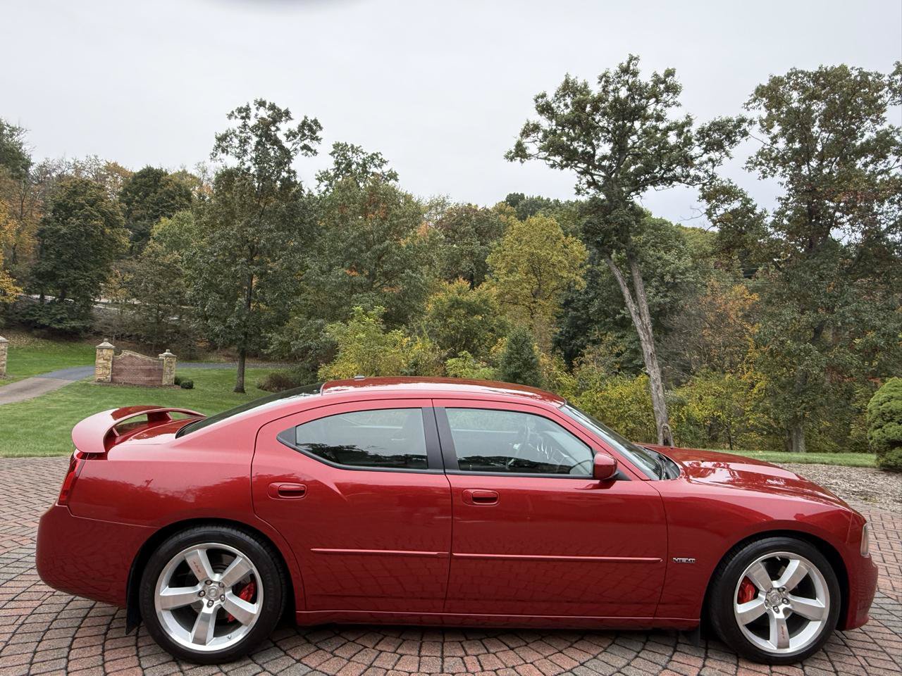 Used 2006 Dodge Charger SRT8 w/ SRT Option Group III RWD image 2