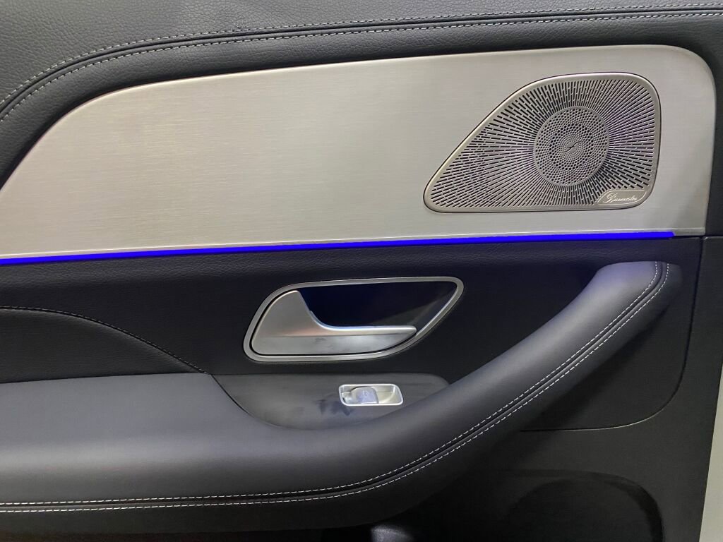 New 2026 Mercedes-Benz GLE 53 AMG 4MATIC Coupe image 17