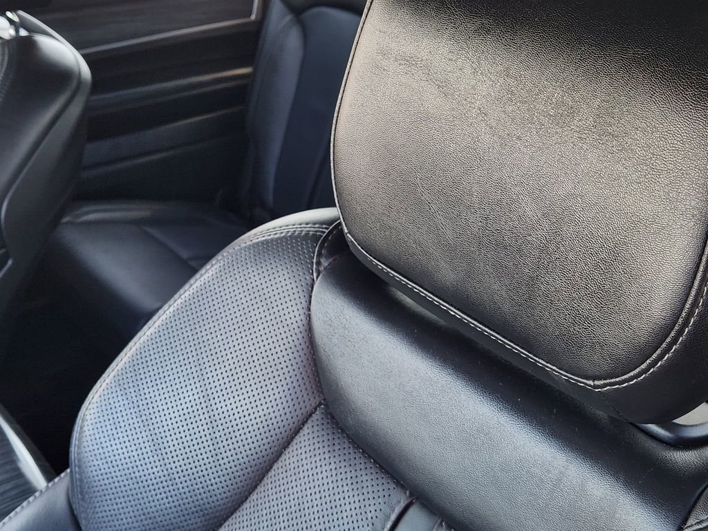 Used 2024 Jeep Wagoneer Series II w/ Flexible Seating Group image 15